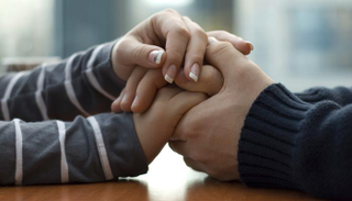 Illustration for article titled Make A Promise To Be Together With These Promise Day Gifts